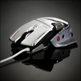 Illustration for article titled The Cyborg R.A.T. 7 Albino Looks More Like a Mass Effect Battleship Than a Gaming Mouse